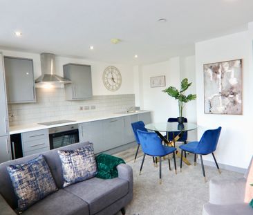 NEWLY REFURBISHED 1 BED APARTMENT - LEEDS - Photo 4