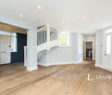 2 bedroom detached house to rent - Photo 3