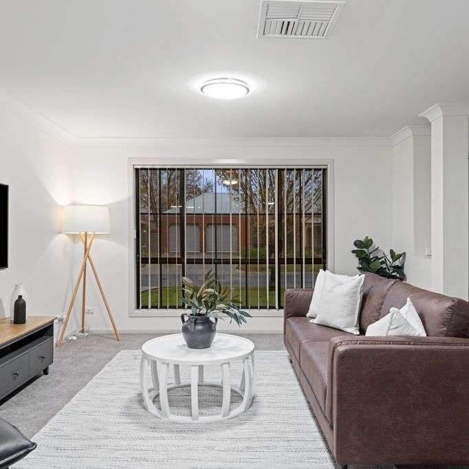 43 Ibis Close, East Albury NSW 2640 - House For Rent | Domain - Photo 1