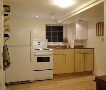 2B Furnished Suite Near UBC, $2000 - Photo 2