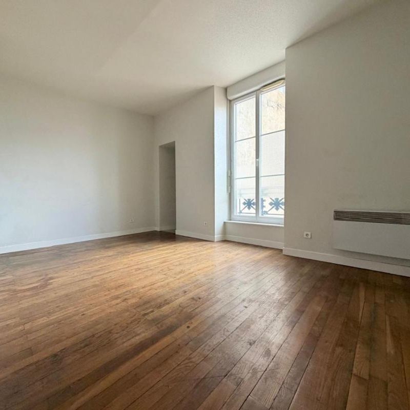 Location Appartement 1 pièce 26m² ROANNE 42300 - Photo 1