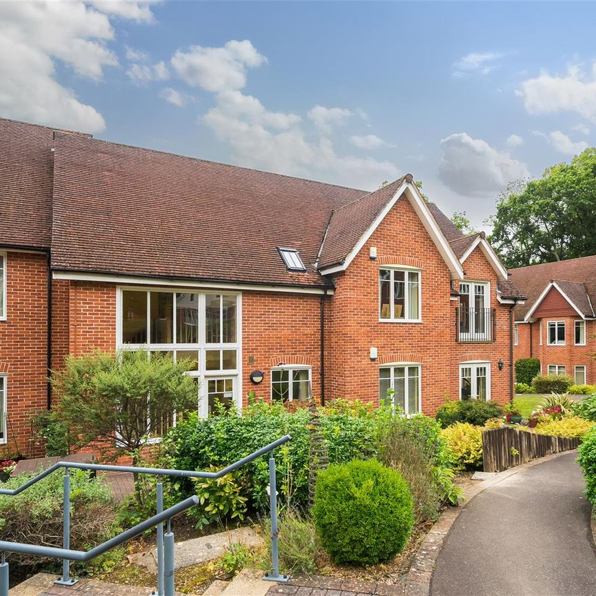 Dunwood Court, Sherfield English, Romsey - Photo 1