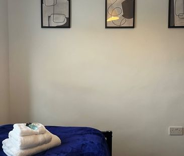 Room in a Shared House, Hogarth Walk, BS7 - Photo 6