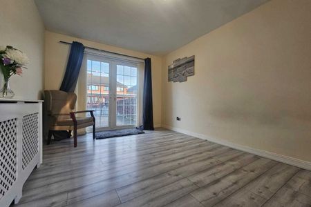 Acacia Avenue - Photo 4