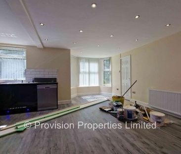 4 Bedroom Flats in Woodhouse - Photo 4