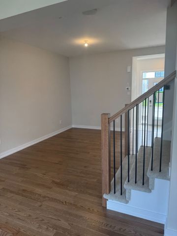 For Lease - 944 Seagrave Lane, Stittsville - Munster - Richmond, Ontario - Photo 2