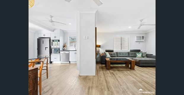 🏡 Welcome to Your New Home in Kawana! 23 Locke Street Kawana QLD - Photo 1