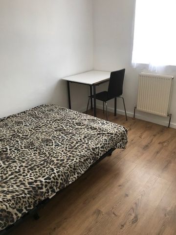 4 Bed Terraced House, Ramsay Road, E7 - Photo 3