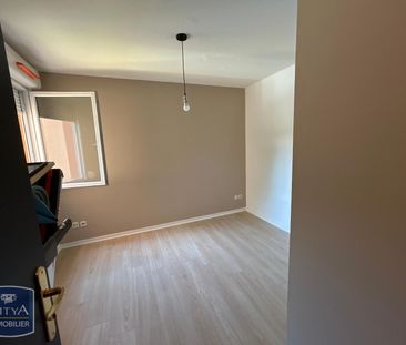 Location Appartement 2 pièces 48m² GUILHERAND GRANGES 07500 - Photo 3