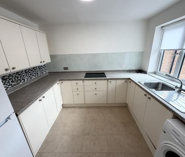 Ridgewood Drive, Pensby - Photo 5