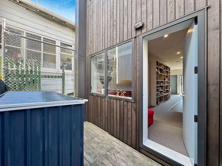 Welcome home to 12 Arney Street. - Photo 4