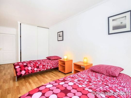 Logement à Paris, Location meublée - Photo 1