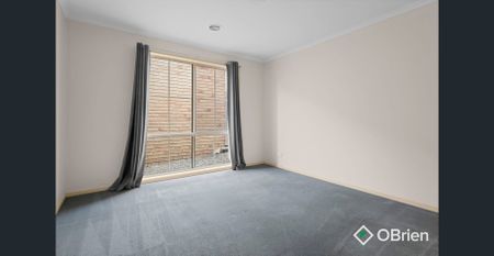 Spacious 3‑Bed Unit in Quiet Langwarrin Location - Photo 4