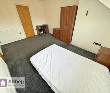 1 bedroom house of multiple occupation to rent - Photo 3