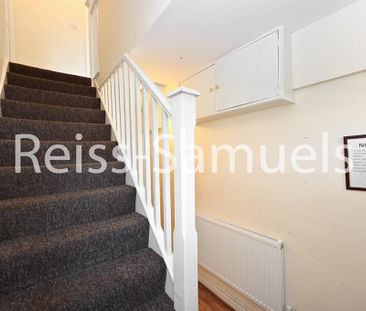 4 bedroom end of terrace house to rent - Photo 1
