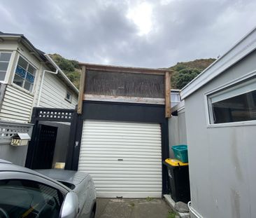 Cute & compact on the coast - Photo 3