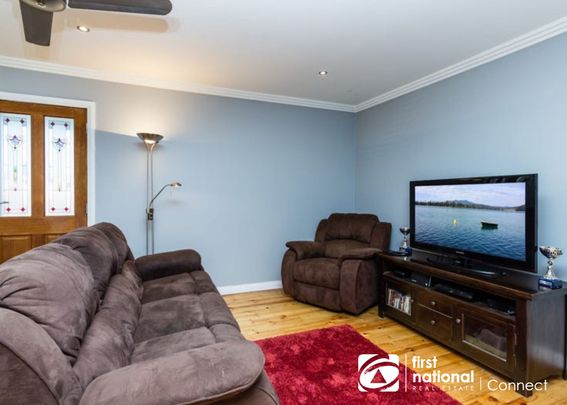 Rare Quality & Style - Photo 1