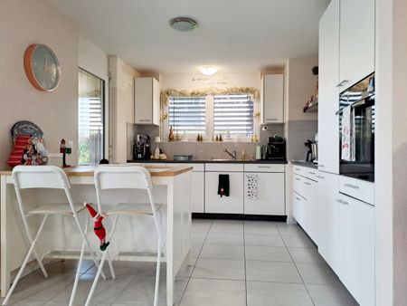 ES-BRITS 2, Appartement de 3.5 pièces avec jardin et privatif - Photo 5