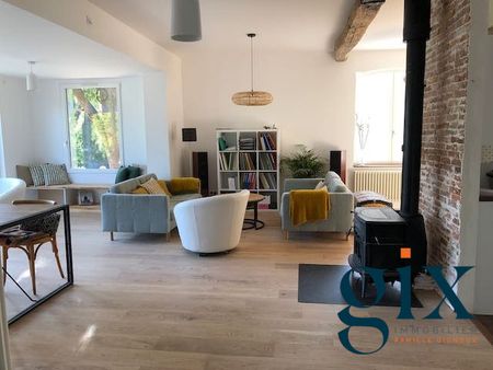 Location Maison 6 pièces 207m² LA TRONCHE 38700 - Photo 2