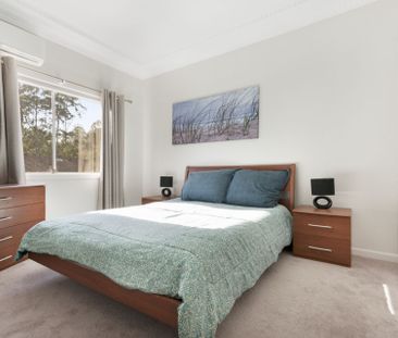 Perfectly Presented In wonderful Location!! - Photo 6