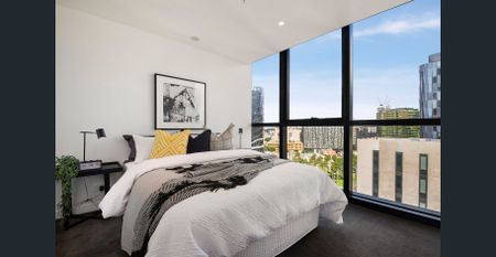 Stylish One Bedroom Apartment in the Sought After North Complex - Photo 3