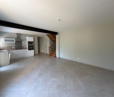 Location Maison 5 pièces 101m² - Photo 2