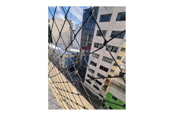Oportunidade no Centro! KITNET para locação na Rua Santo Antonio - Foto 1