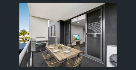 3 BEDROOM UNIT IN THE HEART OF WENTWORTHVILLE !! - Photo 2