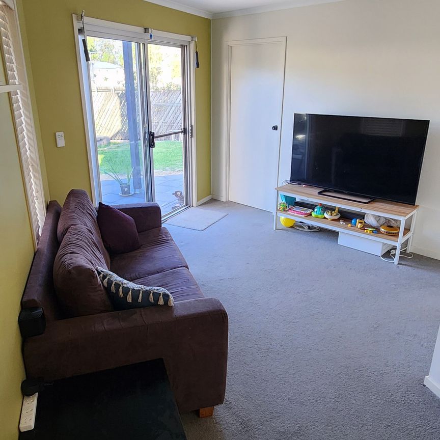 Ferny Grove - Photo 1