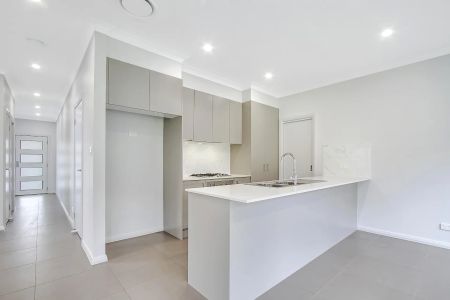 Peaceful Family Home - Photo 3