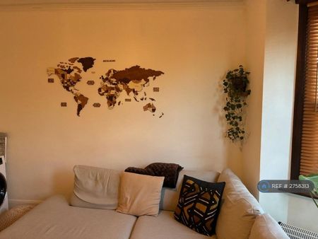 1 bedroom flat to rent - Photo 3