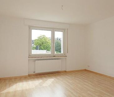 Gepflegte Drei-Zimmerwohnung mit modernem Duschbad und Balkon - Photo 6