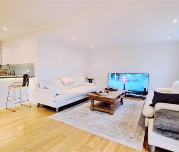 5 bedroom detached house to rent - Photo 4