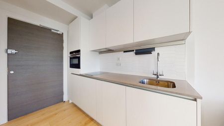 Studio to rent - Photo 2