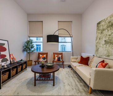 2 bedroom flat to rent - Photo 2