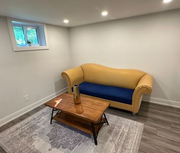 For Lease - 139 Maurice Court Unit# Lower Level, Newmarket, Ontario - Photo 3