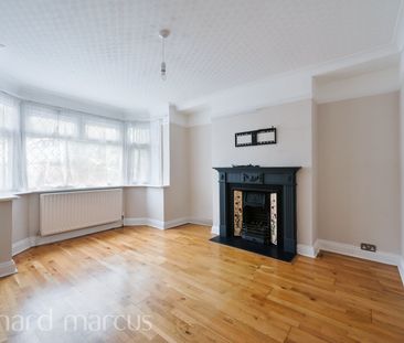 South Drive, Coulsdon - Photo 2