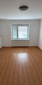 Helle Wohnung mit 2 großen Zimmern + kleines 3. Zimmer| 3. Stock ohne Lift - Photo 1