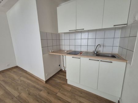 Location Appartement 2 pièces 38m² - Photo 2