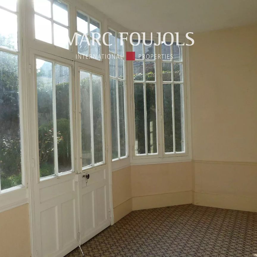 (Français) Maison en pierre située à Senlis - Photo 1