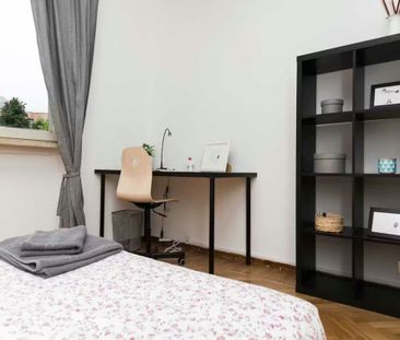 Via Pasquale Fornari, Milan, Lombardy 20146 - Photo 5