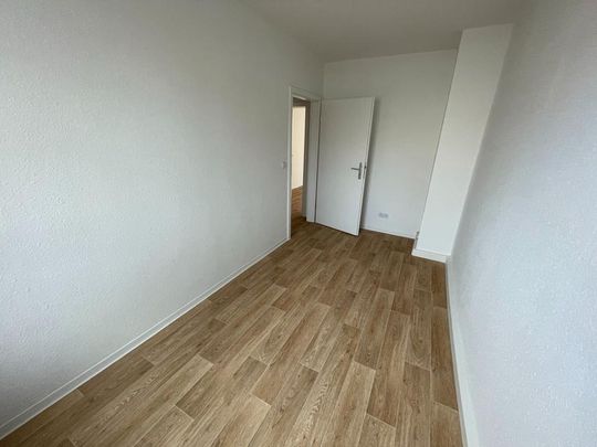 Neues frisch saniertes Zuhause mit Balkon und neuem Duschbad im EG - Foto 1