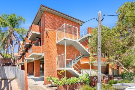 2/2 Houston Road, Kensington NSW 2033 - Apartment For Rent | Domain - Photo 5