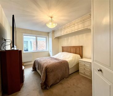 Randall Farm, Gabriel Spring Road, Fawkham, DA3 8PJ - Photo 2