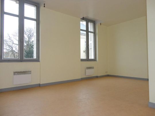 Location Appartement 3 pièces 60m² POITIERS 86000 - Photo 1
