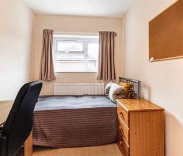 Harcourt Terrace, Headington - Photo 5