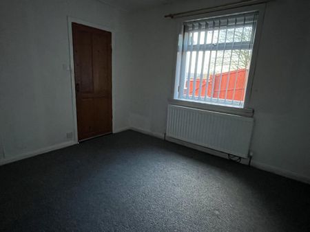 2 bedroom bungalow to rent - Photo 2