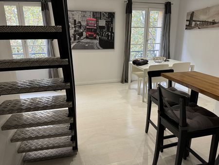 AIX CENTRE LOFT 44M² - Photo 3