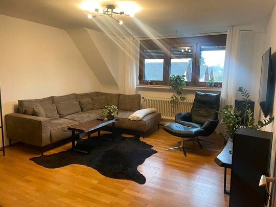 3 Zimmer DG Wohnung mit Balkon in Konz | 850 € kalt | befristet - Foto 1