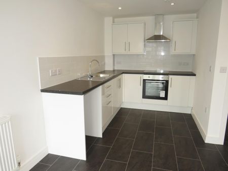 55 Station Road, Ellesmere Port, Little Sutton - Photo 2